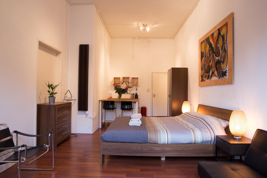 Bed and Breakfast Amsterdam House Of Arts & Crafts Zimmer foto